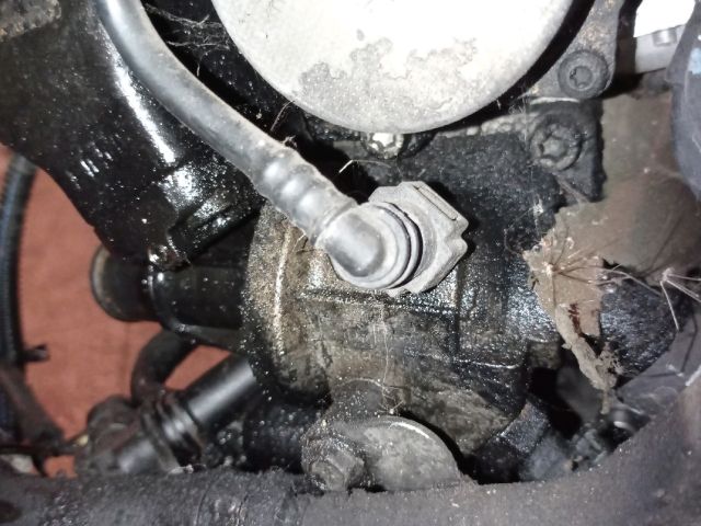 bontott FIAT DOBLO Termosztátház