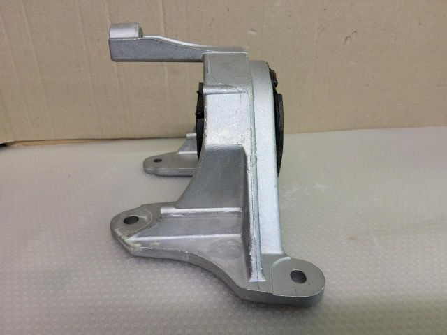 bontott FIAT DOBLO Váltó Tartó Bak (Pozíciófüggetlen)