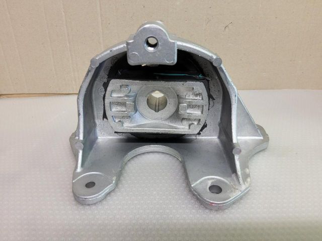 bontott FIAT DOBLO Váltó Tartó Bak (Pozíciófüggetlen)