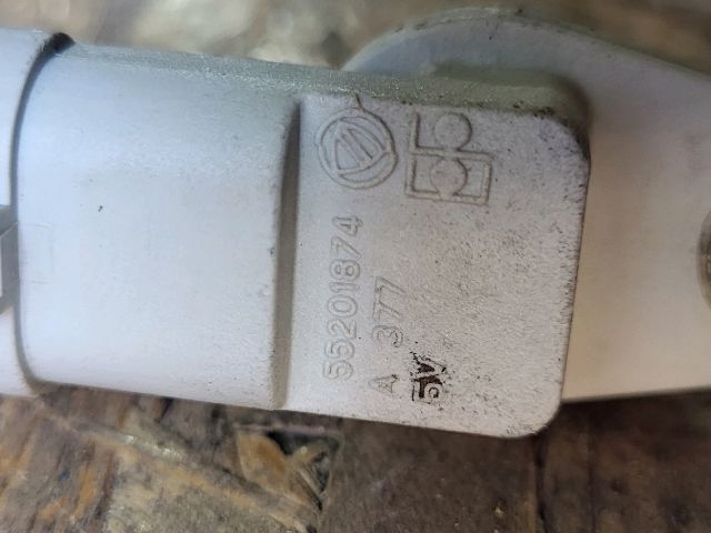 bontott FIAT DOBLO Vezérműtengely Fordulatszám Jeladó