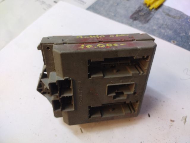 bontott FIAT DOBLO Biztosítéktábla Motortér