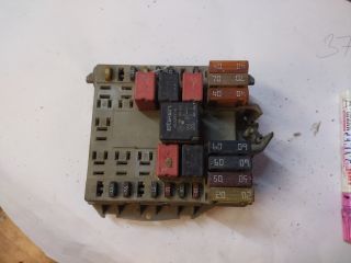 bontott FIAT DOBLO Biztosítéktábla Motortér