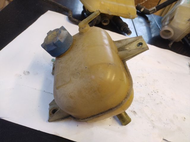 bontott FIAT DOBLO Kiegyenlítő Tartály