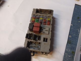 bontott FIAT DOBLO Biztosítéktábla Motortér