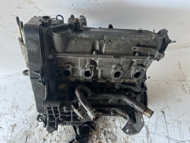 bontott FIAT DOBLO Motor (Fűzött blokk hengerfejjel)