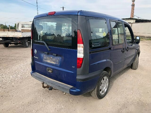 bontott FIAT DOBLO Homlokfal (Üres lemez)