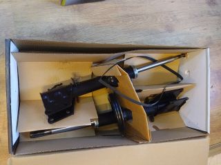 bontott FIAT DOBLO Első Lengéscsillapító Pár