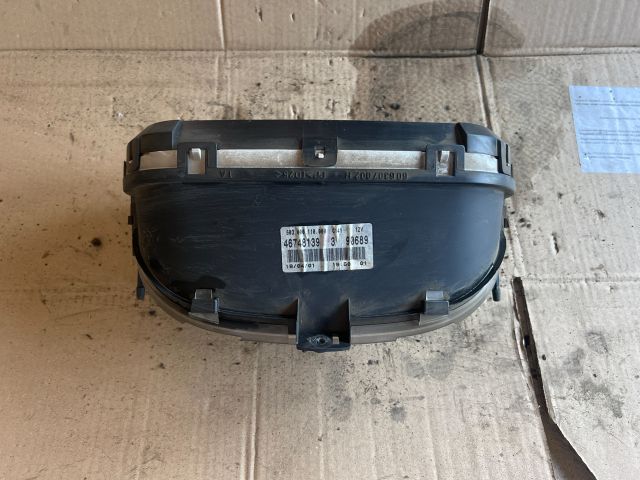 bontott FIAT DOBLO Kilométeróra