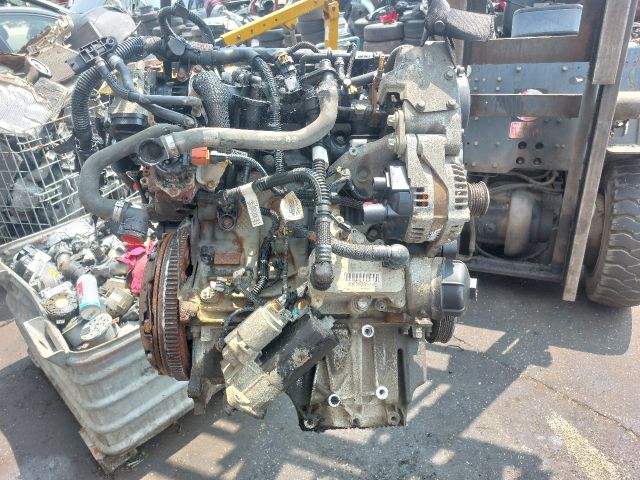 bontott FIAT DOBLO Komplett Motor (Segédberendezésekkel)