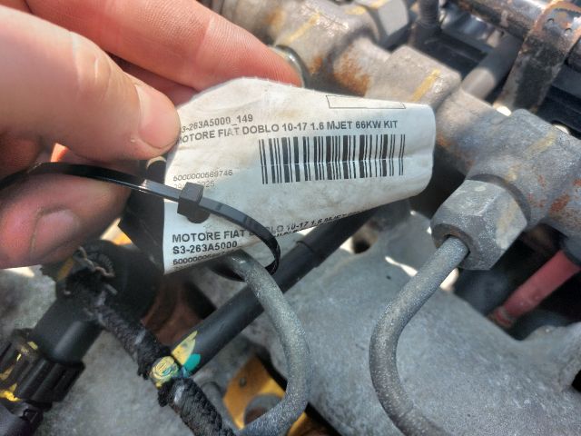 bontott FIAT DOBLO Komplett Motor (Segédberendezésekkel)