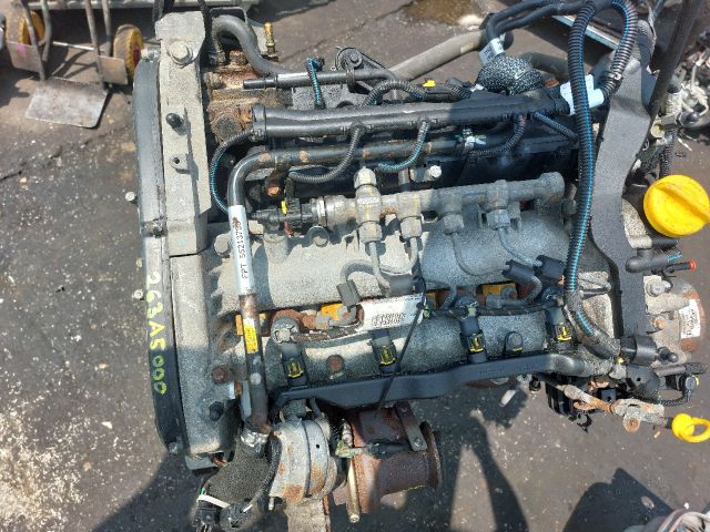 bontott FIAT DOBLO Komplett Motor (Segédberendezésekkel)