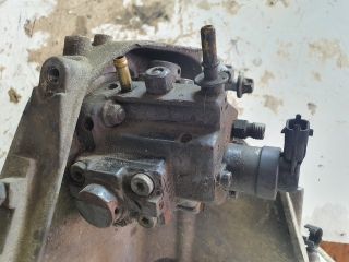 bontott FIAT DOBLO Nagynyomású Szivattyú