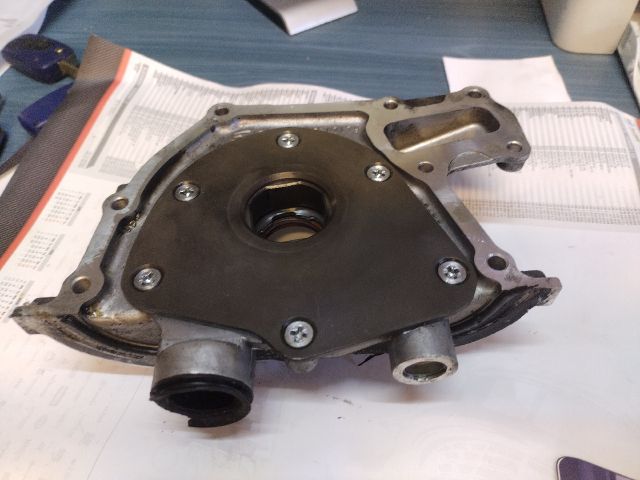 bontott FIAT DOBLO Olajszivattyú