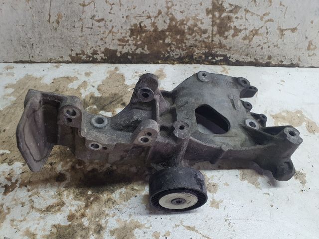 bontott FIAT DOBLO Szervó Tartó Bak (Magában)