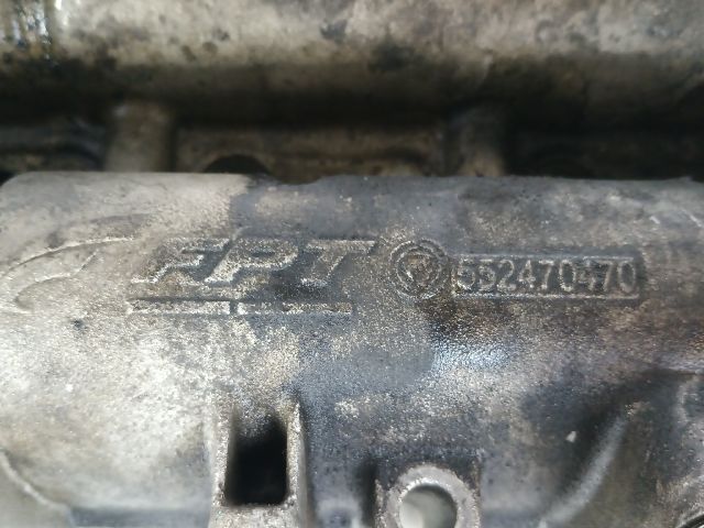 bontott FIAT DOBLO Vezérműtengely Házzal