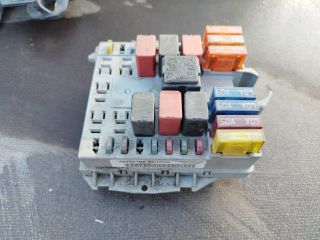 bontott FIAT DOBLO Biztosítéktábla Motortér