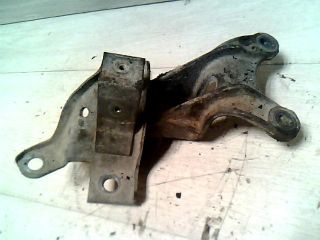 bontott FIAT DOBLO Motor Tartó Bak Jobb