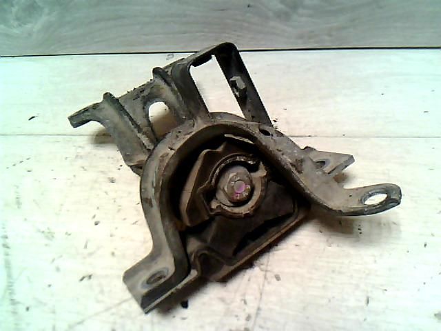 bontott FIAT DOBLO Motor Tartó Bak Jobb