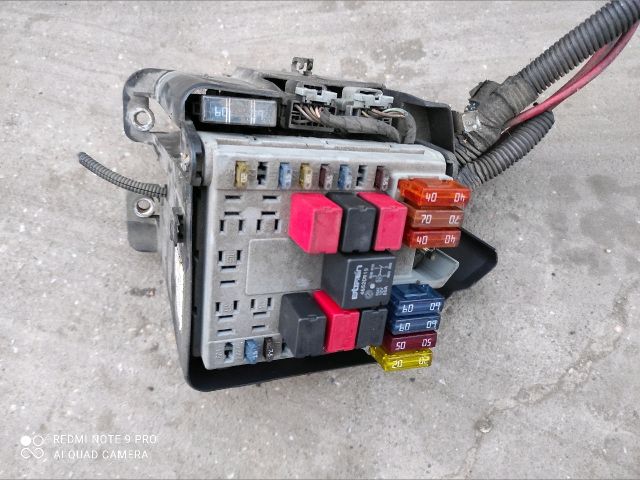 bontott FIAT DOBLO Biztosítéktábla Motortér