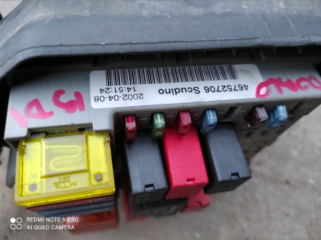 bontott FIAT DOBLO Biztosítéktábla Motortér