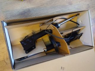 bontott FIAT DOBLO Első Lengéscsillapító Pár