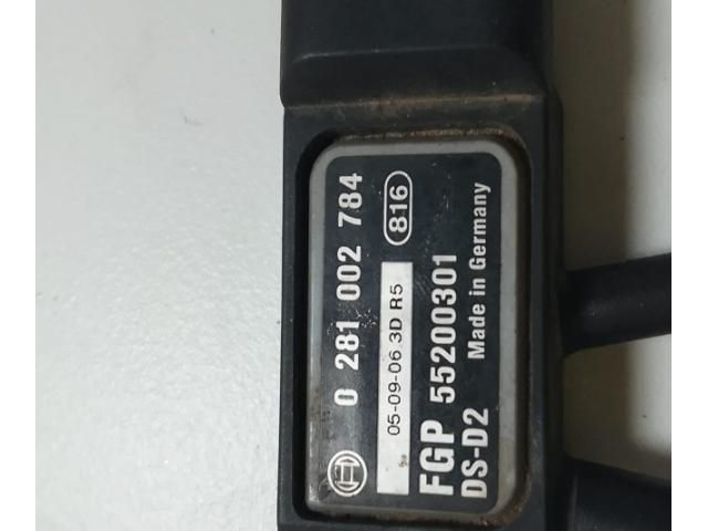 bontott FIAT DOBLO Jeladó (Magában)