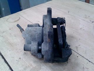 bontott FIAT DOBLO Jobb első Féknyereg Munkahengerrel