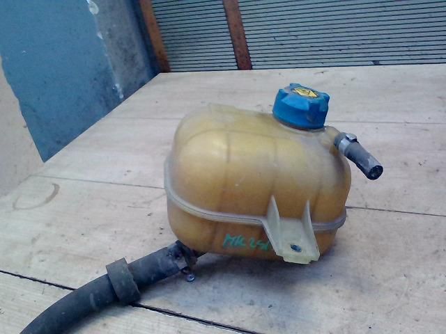 bontott FIAT DOBLO Kiegyenlítő Tartály