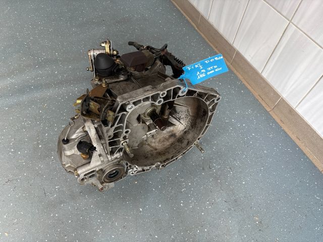 bontott FIAT DOBLO Váltó (Mechanikus)