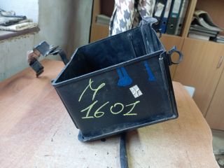 bontott FIAT DOBLO Akkumulátor Tartó