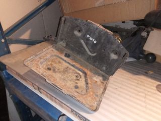 bontott FIAT DOBLO Akkumulátor Tartó