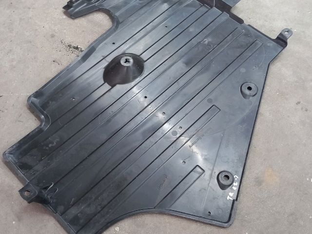 bontott FIAT DOBLO Alsó Padlólemez Burkolat