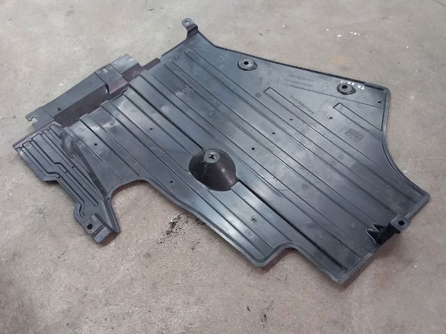 bontott FIAT DOBLO Alsó Padlólemez Burkolat