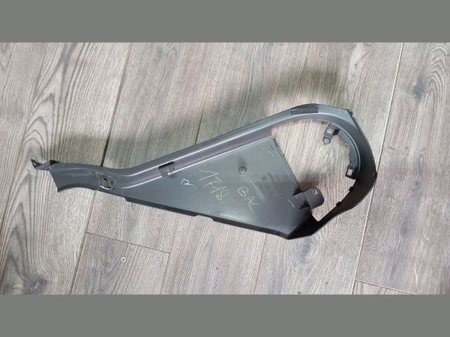 bontott FIAT DOBLO Bal B Oszlop Burkolat