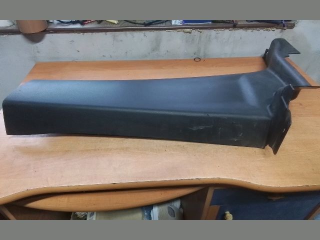 bontott FIAT DOBLO Bal B Oszlop Díszléc