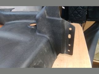 bontott FIAT DOBLO Bal B Oszlop Díszléc