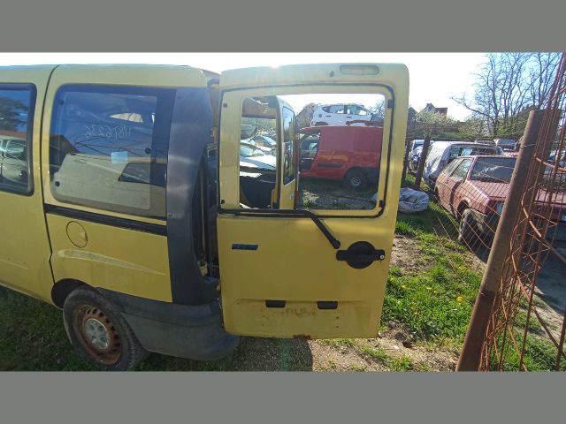 bontott FIAT DOBLO Bal Csomagtérajtó (Üres lemez)