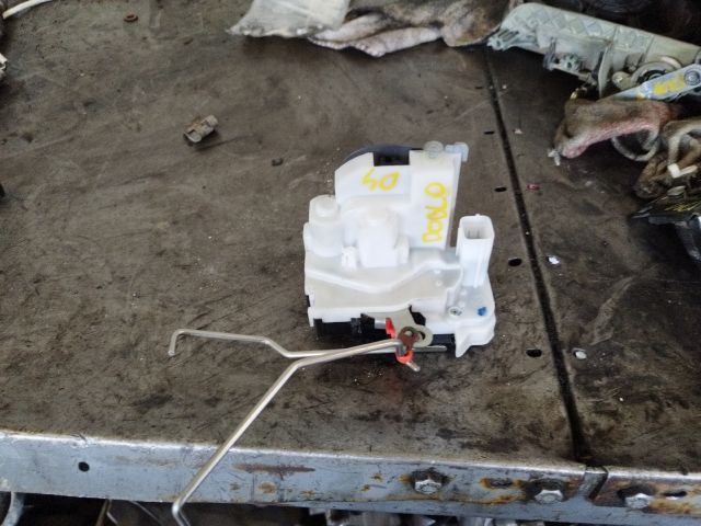 bontott FIAT DOBLO Bal Csomagtérajtó Zárszerkezet