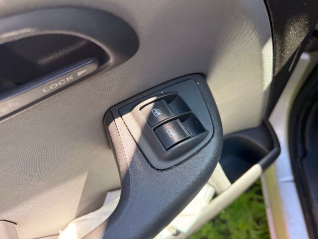 bontott FIAT DOBLO Bal első Ablakemelő Kapcsoló