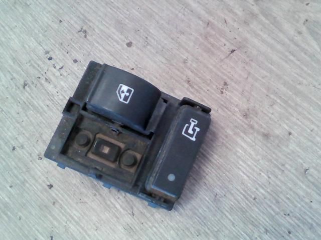 bontott FIAT DOBLO Bal első Ablakemelő Kapcsoló