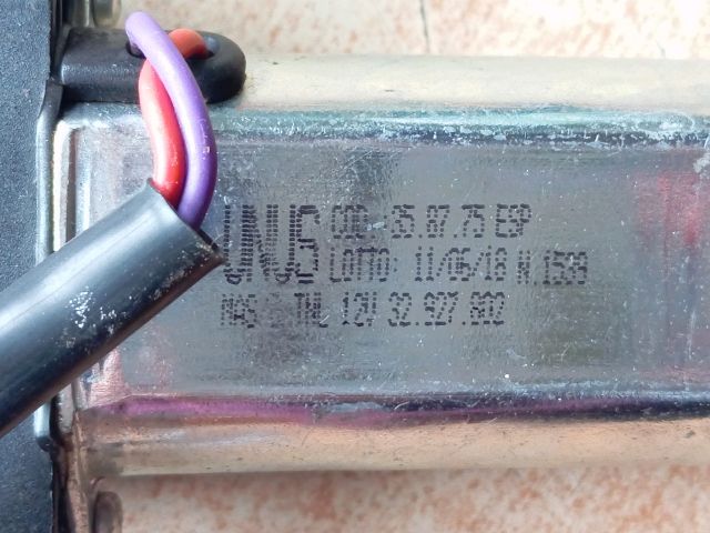 bontott FIAT DOBLO Bal első Ablakemelő Szerkezet (Elektromos)