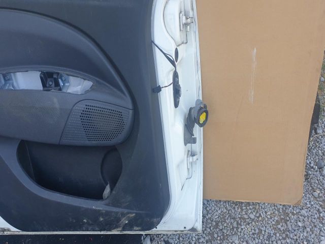 bontott FIAT DOBLO Bal első Ajtó (Részeivel)