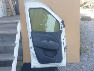 bontott FIAT DOBLO Bal első Ajtó (Részeivel)