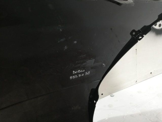 bontott FIAT DOBLO Bal első Lökhárító Sarok