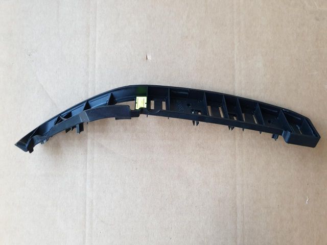 bontott FIAT DOBLO Bal első Lökhárító Tartó (Műanyag)