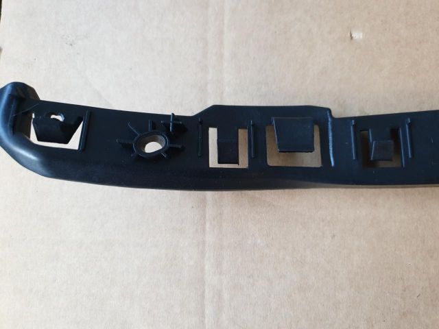 bontott FIAT DOBLO Bal első Lökhárító Tartó (Műanyag)