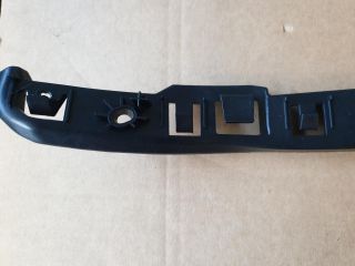 bontott FIAT DOBLO Bal első Lökhárító Tartó (Műanyag)