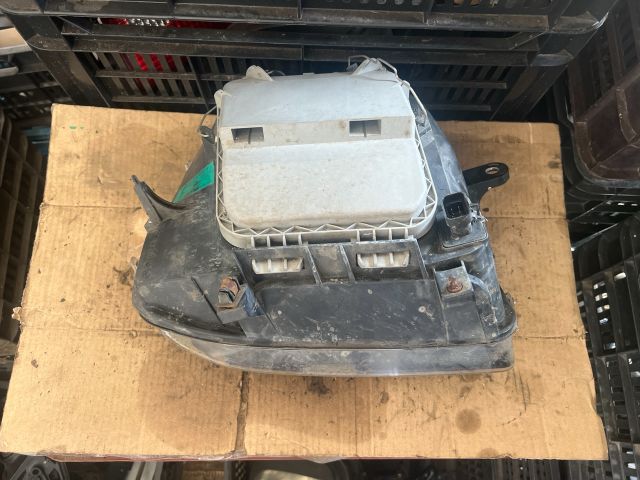 bontott FIAT DOBLO Bal Fényszóró