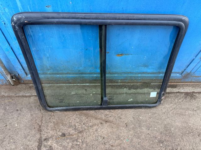 bontott FIAT DOBLO Bal hátsó Ablak