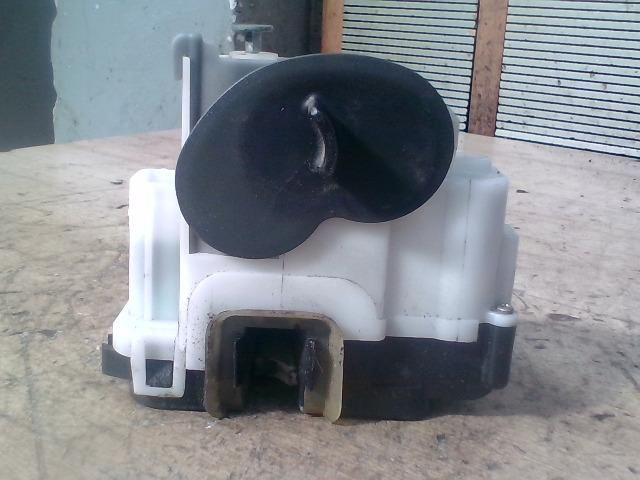 bontott FIAT DOBLO Bal hátsó Ajtózár